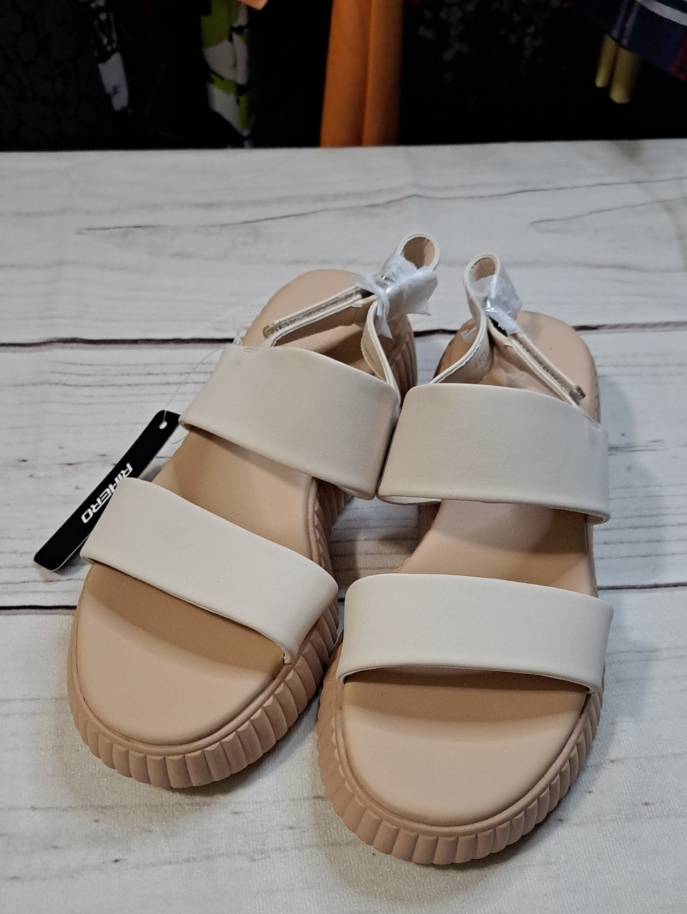 Thick Bottom Sandal Size 8